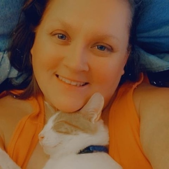 Meet your Posher, Bobbie - Picture 1 of 1